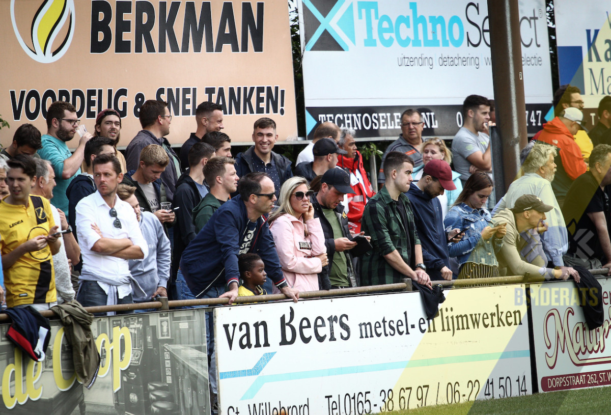 nac kortrijk [2 1] [27 van 92]